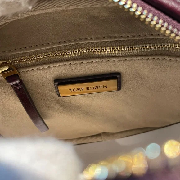 ❌SOLD❌🔥🔥BRANDNEW KIRA CROSSBODY🔥🔥 - Picture 7 of 9